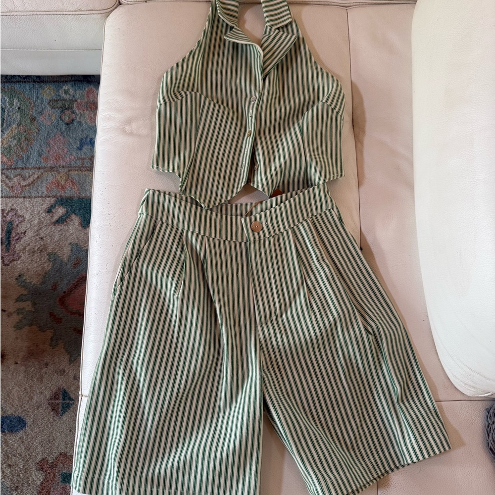 Green Striped High-Waist Capris